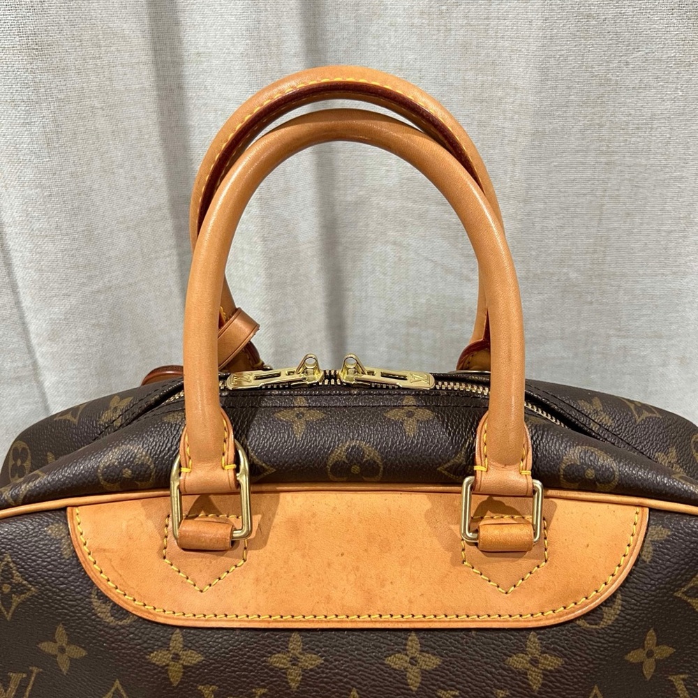 Louis Vuitton Deauville Bag Authentic Preloved Iconic Design Monogram Canvas - Picture 8 of 16
